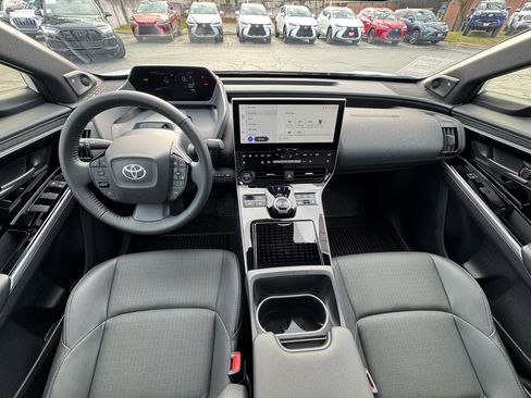 Used 2024 Toyota bZ4X AWD image 20