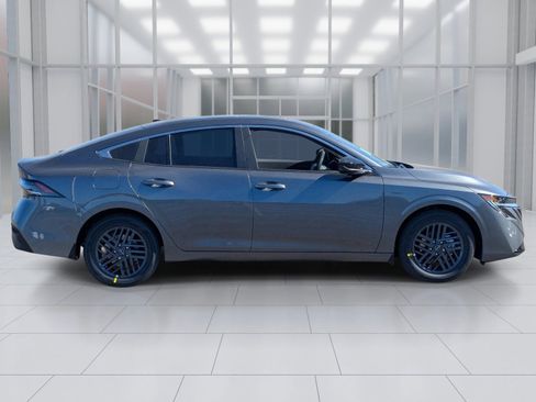 New 2026 Nissan Sentra SV w/ SV Convenience Package FWD image 6