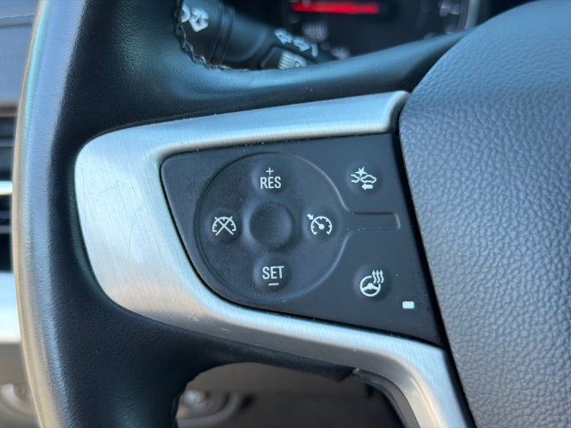 Used 2023 GMC Terrain SLT w/ Infotainment Package II FWD image 25