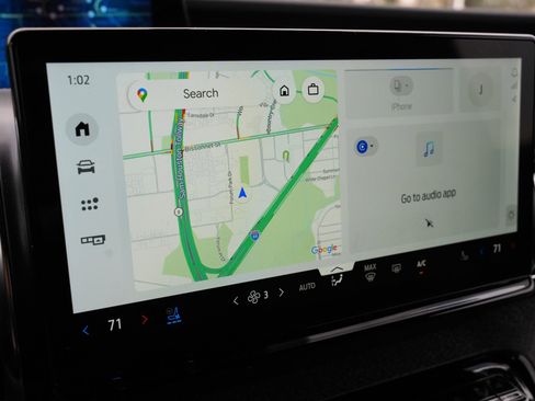 Used 2025 Ford Expedition Tremor image 12