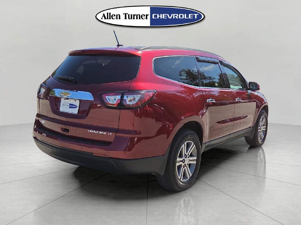 Used 2015 Chevrolet Traverse LT w/ Traveler's Package FWD image 4