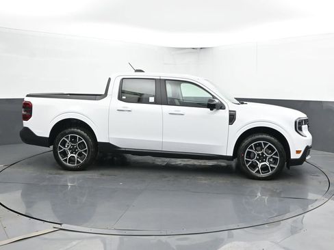 New 2026 Ford Maverick Lariat AWD/4WD image 3