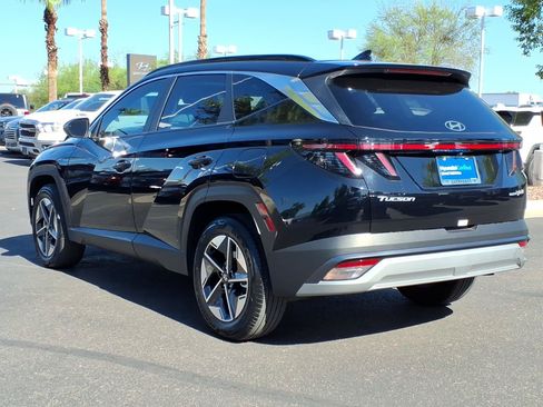 Certified 2025 Hyundai Tucson SEL AWD/4WD image 3