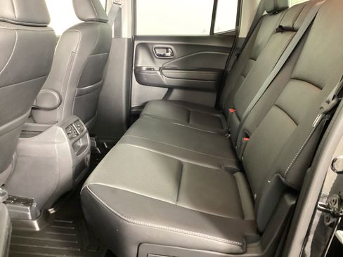 Used 2018 Honda Ridgeline RTL-E image 32