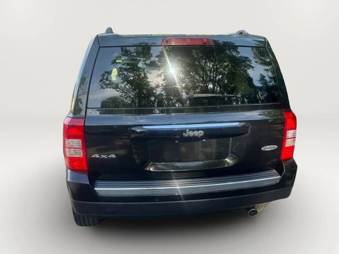 Used 2017 Jeep Patriot High Altitude AWD/4WD image 8