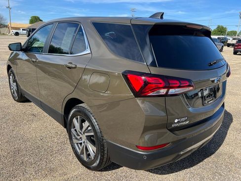 Used 2024 Chevrolet Equinox LT w/ LPO, Floor Liner Package FWD image 3