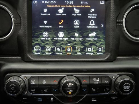 Used 2023 Jeep Wrangler Unlimited Sahara w/ Cold Weather Group AWD/4WD image 21