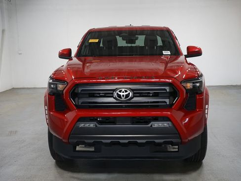 Certified 2025 Toyota Tacoma SR5 RWD image 2