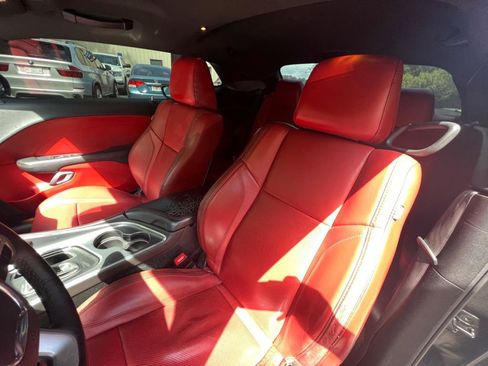 Used 2017 Dodge Challenger R/T Plus image 11