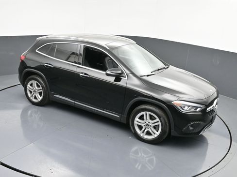 Certified 2021 Mercedes-Benz GLA 250 4MATIC image 30