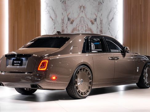 Used 2026 Rolls-Royce Phantom Sedan image 6