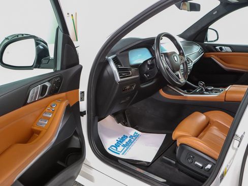 Used 2022 BMW X7 xDrive40i image 3