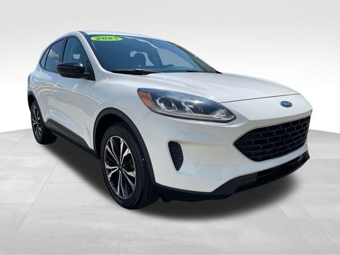 Used 2021 Ford Escape SE w/ SE Sport Appearance Package AWD/4WD image 7