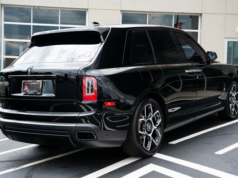 Used 2022 Rolls-Royce Cullinan Black Badge AWD/4WD image 13