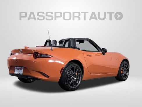 Used 2019 MAZDA MX-5 Miata 30th Anniversary RWD image 8