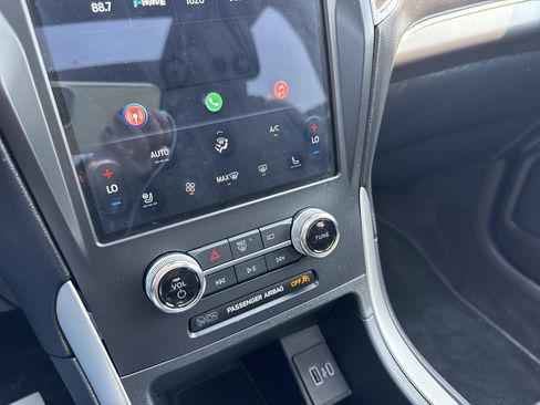 Used 2024 Ford Edge ST-Line AWD/4WD image 18