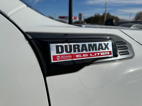 Used 2024 GMC Sierra 2500 AT4 w/ AT4 Premium Plus Package AWD/4WD image 38