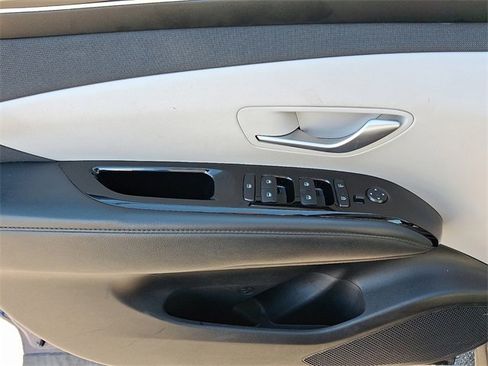 Used 2024 Hyundai Tucson Limited image 12