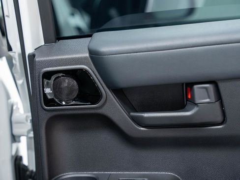 Used 2025 Toyota 4Runner Trailhunter image 59