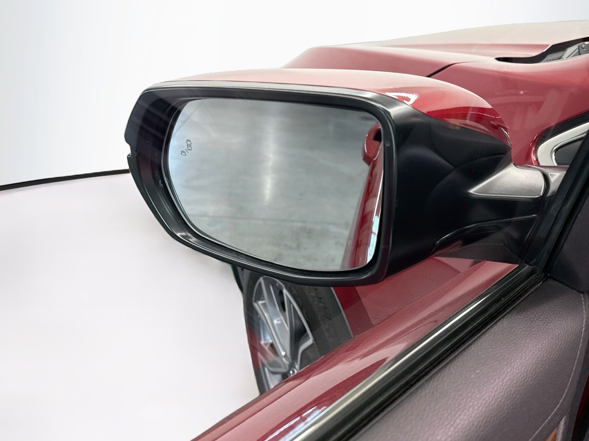 Used 2020 Honda CR-V Touring image 16