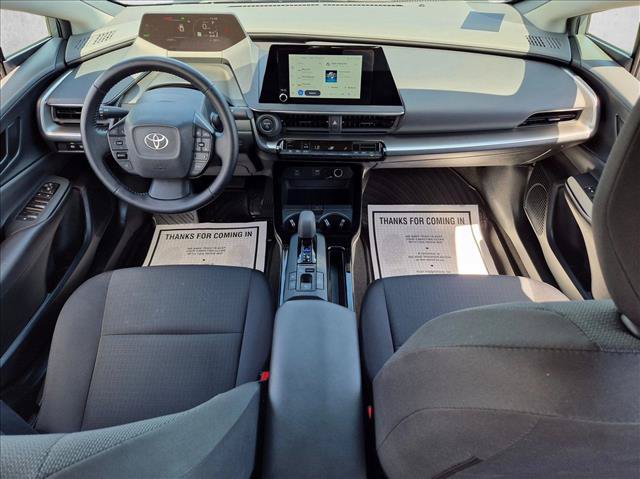 Used 2025 Toyota Prius LE FWD image 16