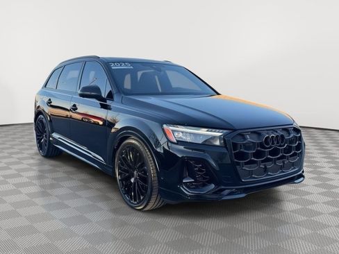 Certified 2025 Audi SQ7 Prestige w/ Prestige Package AWD/4WD image 7