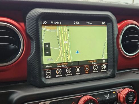 Used 2022 Jeep Gladiator Rubicon w/ LED Lighting Group AWD/4WD image 15
