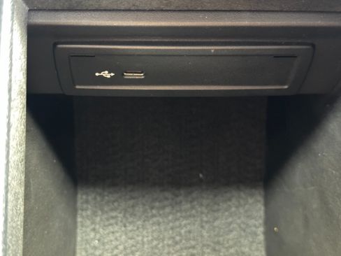 Used 2020 Mercedes-Benz A 220 w/ Premium Package image 32