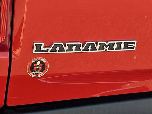 Used 2022 RAM 1500 Laramie AWD/4WD image 32