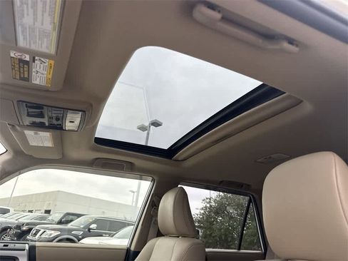 Used 2022 Toyota 4Runner SR5 Premium image 26