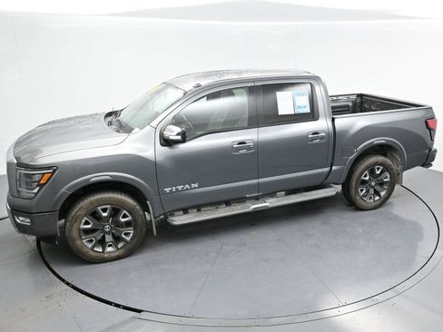 Used 2021 Nissan Titan Platinum Reserve w/ Moonroof Package image 46