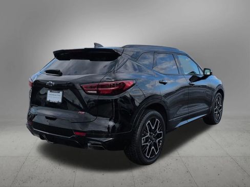 Used 2023 Chevrolet Blazer RS w/ Driver Confidence II Package FWD image 6