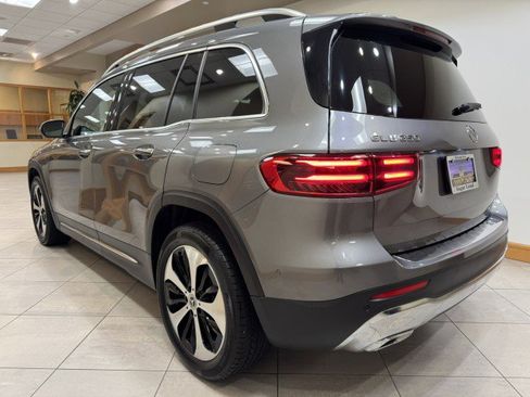 Certified 2025 Mercedes-Benz GLB 250 image 3