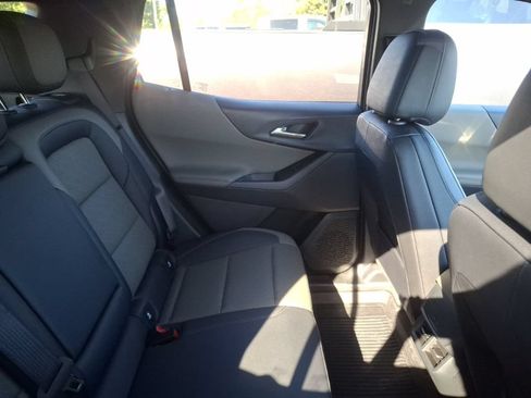 Used 2026 Chevrolet Equinox LT w/ Convenience Package II AWD/4WD image 13