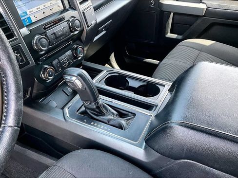 Used 2016 Ford F150 XLT w/ Equipment Group 302A Luxury AWD/4WD image 16