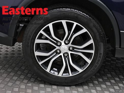 Used 2018 Mitsubishi Outlander AWD image 28