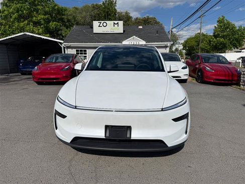 Used 2026 Tesla Model Y Long Range AWD/4WD image 9