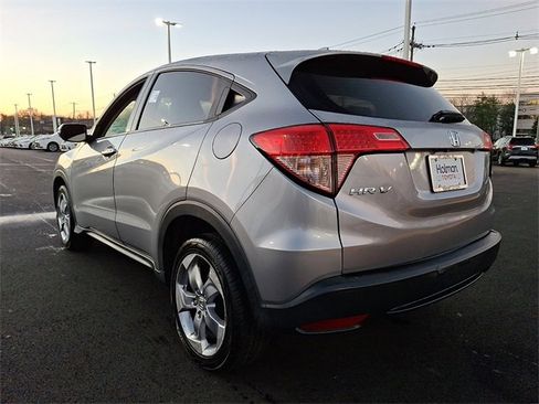 Used 2017 Honda HR-V EX image 5
