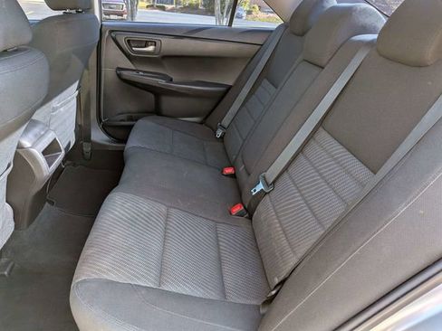 Used 2016 Toyota Camry LE FWD image 13