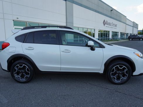Used 2013 Subaru Crosstrek 2.0i Limited AWD/4WD image 7