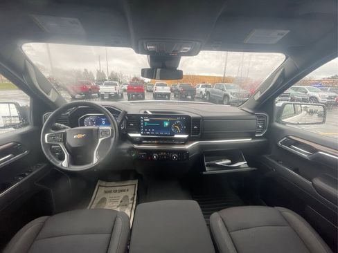 Used 2023 Chevrolet Silverado 1500 LT AWD/4WD image 24