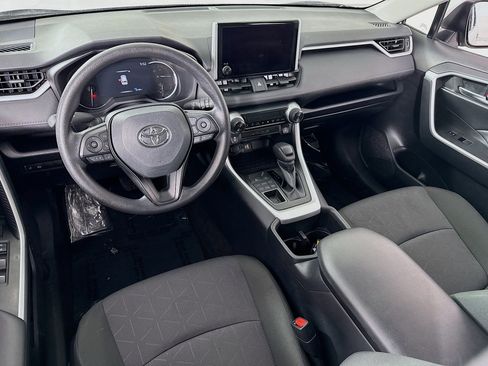 Certified 2025 Toyota RAV4 XLE w/ Convenience Package image 19