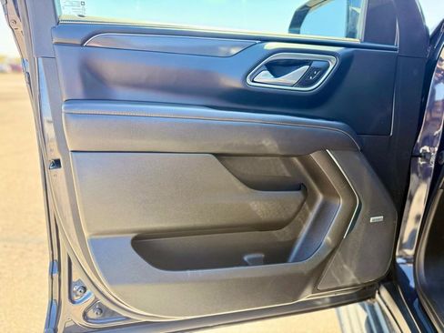 Used 2023 GMC Yukon AT4 image 8