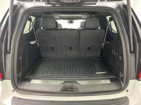 Certified 2025 GMC Yukon XL Denali w/ Sun & Power Step Package image 3