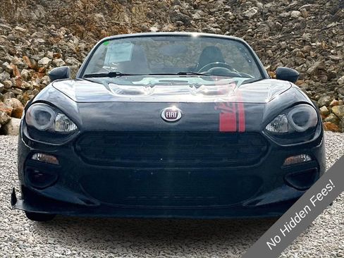 Used 2018 FIAT 124 Spider Classica RWD image 3