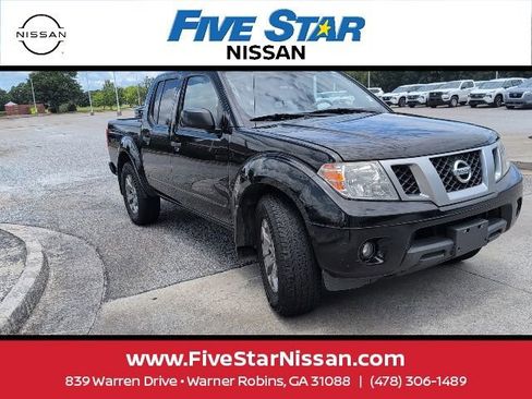 Used 2020 Nissan Frontier SV AWD/4WD image 9