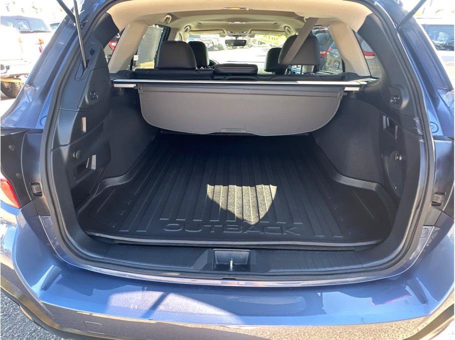 Used 2018 Subaru Outback 2.5i Limited AWD/4WD image 7