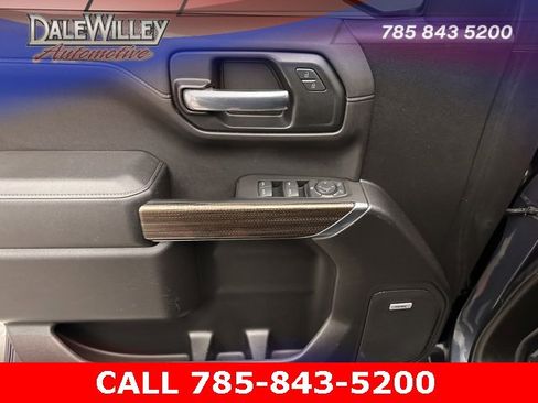 Used 2021 Chevrolet Silverado 1500 LT Trail Boss w/ Convenience Package II image 18