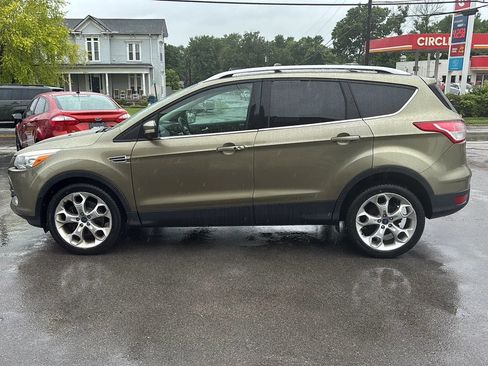 Used 2013 Ford Escape Titanium w/ Parking Technology Pkg FWD image 7