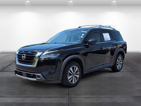 Used 2023 Nissan Pathfinder SL AWD/4WD image 6